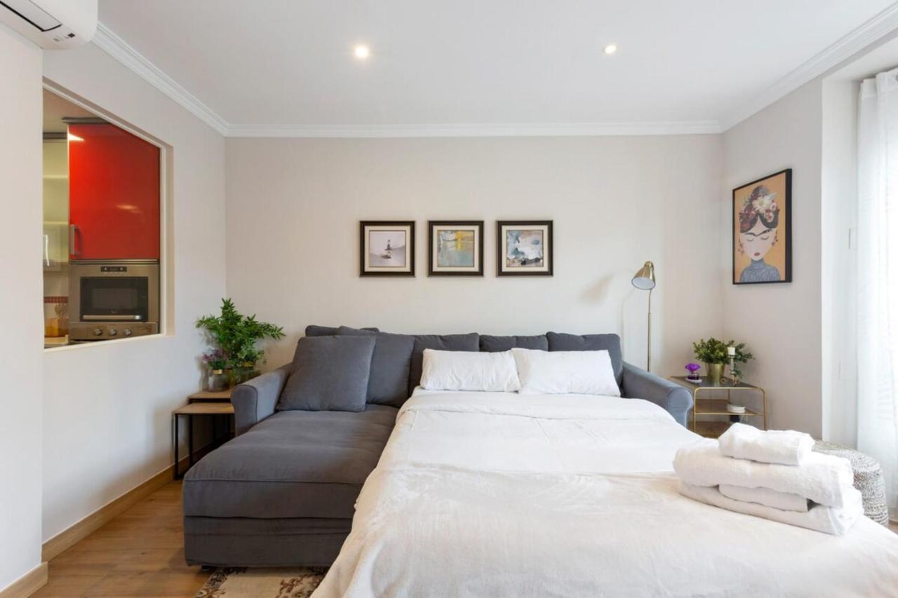 Elegant 1 Bedroom Apartment In The Heart Of Centro Madrid Ngoại thất bức ảnh